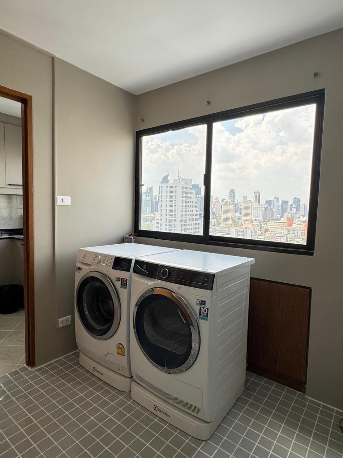 Ferienwohnung United Tower Thonglor By Aspira Bangkok Exterior foto