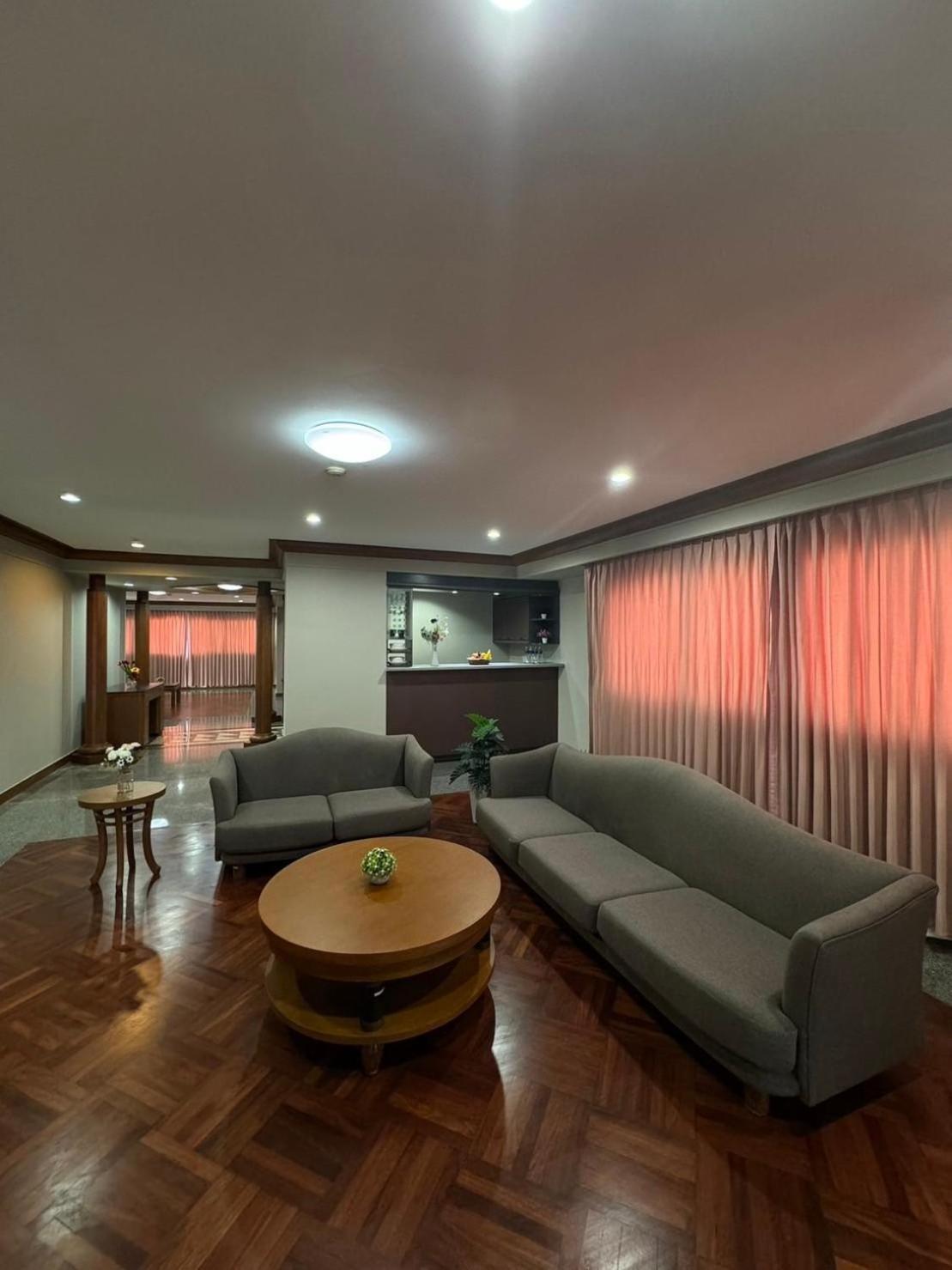Ferienwohnung United Tower Thonglor By Aspira Bangkok Exterior foto