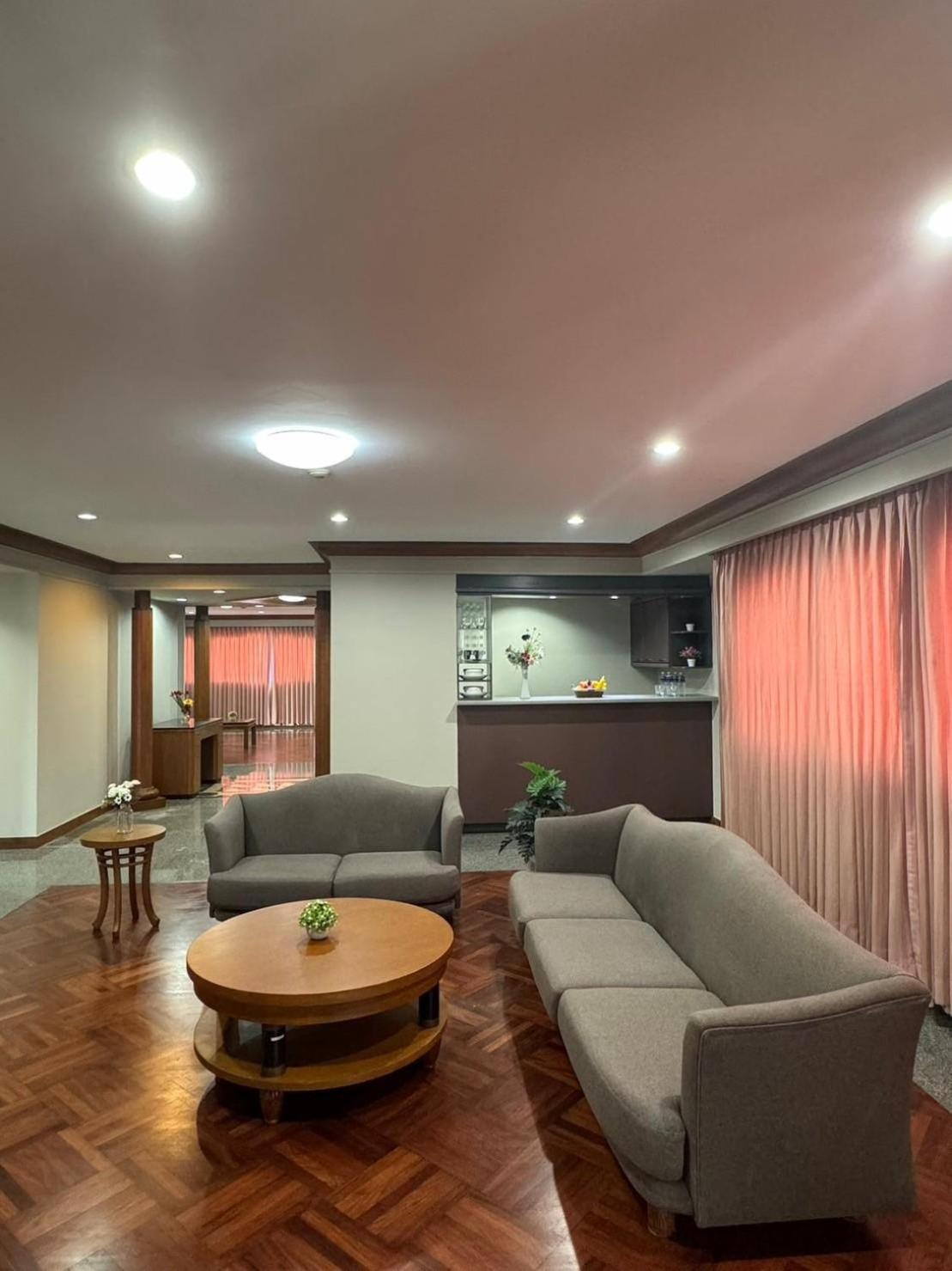 Ferienwohnung United Tower Thonglor By Aspira Bangkok Exterior foto