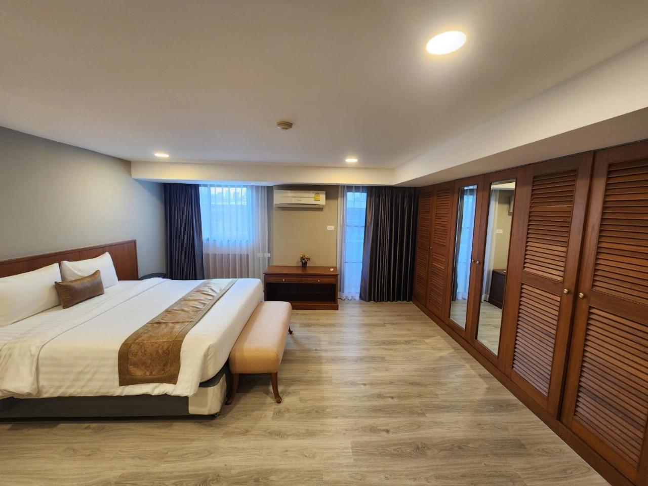 Ferienwohnung United Tower Thonglor By Aspira Bangkok Exterior foto