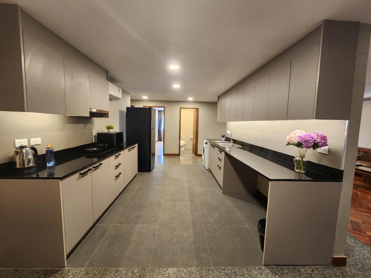 Ferienwohnung United Tower Thonglor By Aspira Bangkok Exterior foto